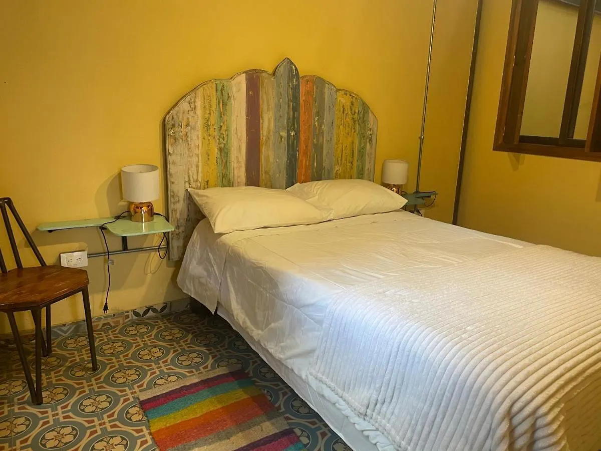 Hostal Casa Astromelia Bogotá