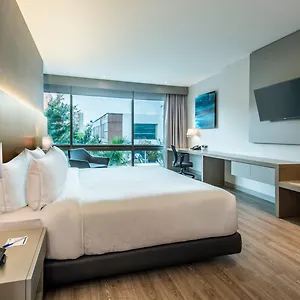 Express - Parque La 93 By Ihg Hotel